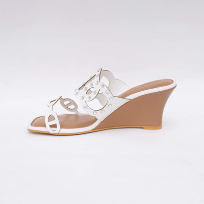 Beige Dutch Heel