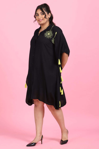 Kaftan With Neon Embroidery