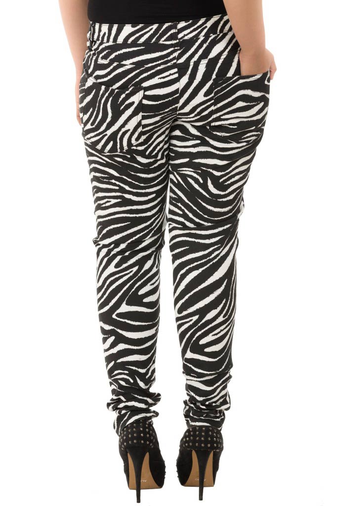 Black/White Printed Slim Fit Jean