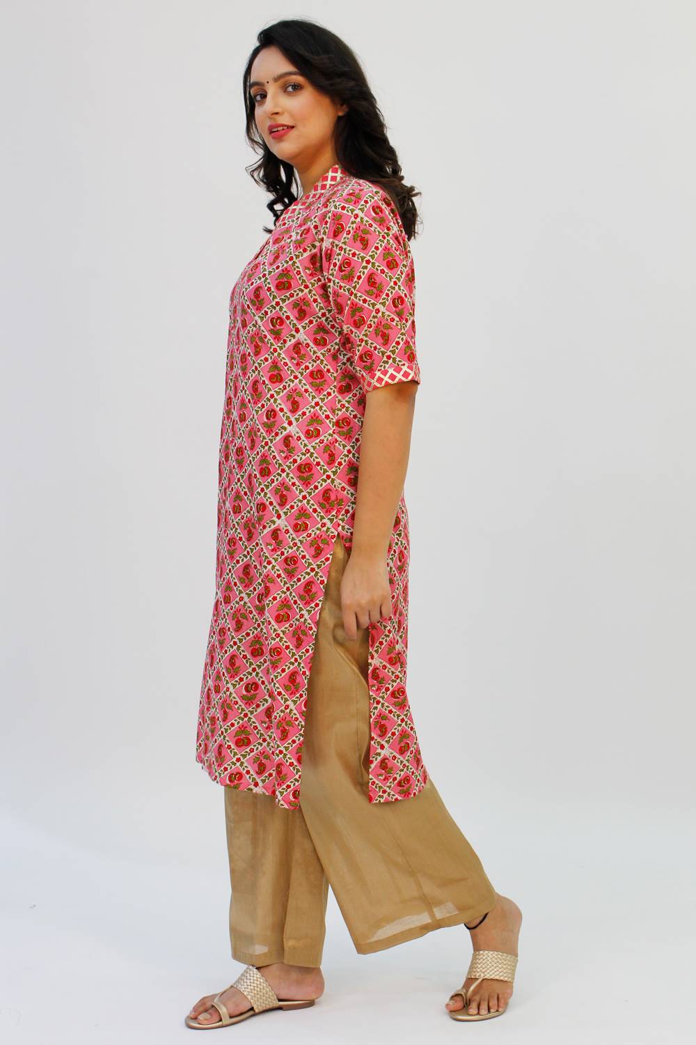 Pink V-Neck Kurta7