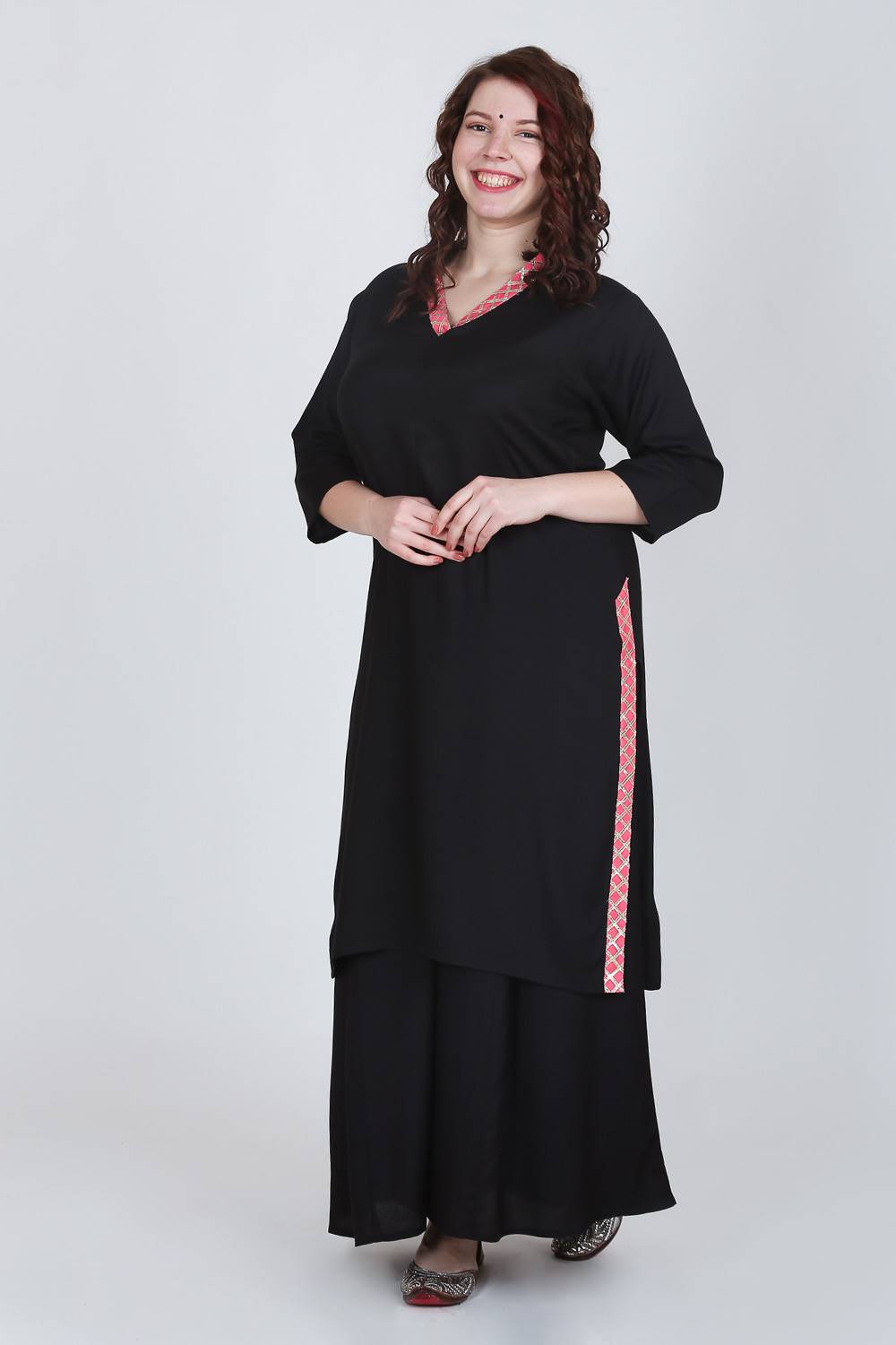 Black V-Neck Gota Kurti