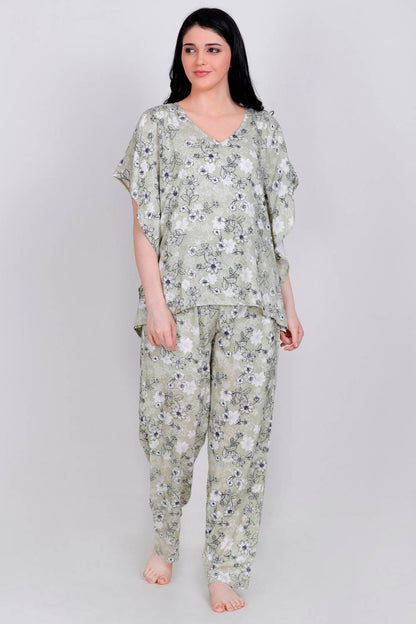 Plus Size Pista Green Floral Kaftan Top &amp; Pyjama Set