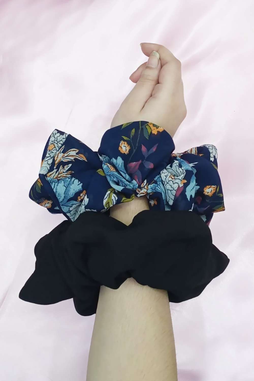 Dream Flora Scrunchies