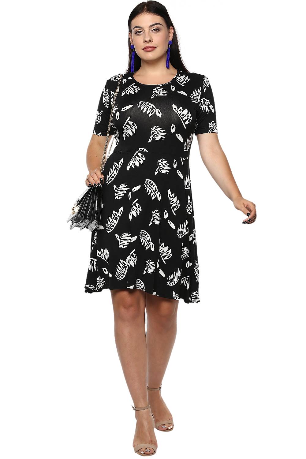 Plus Size Monochrome Skater Dress-2