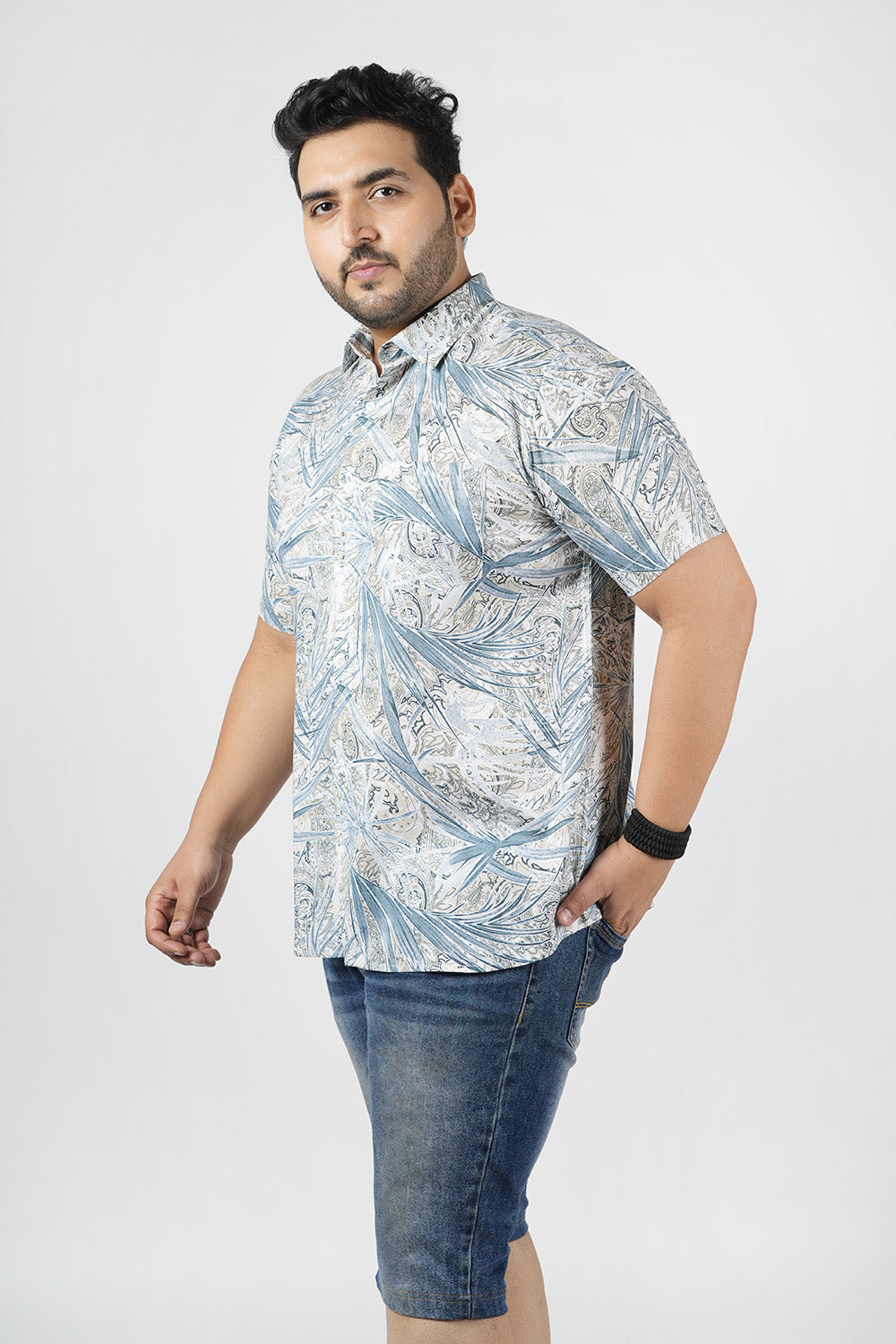 Cool Frosty Print Men Half Sleeve Shirt