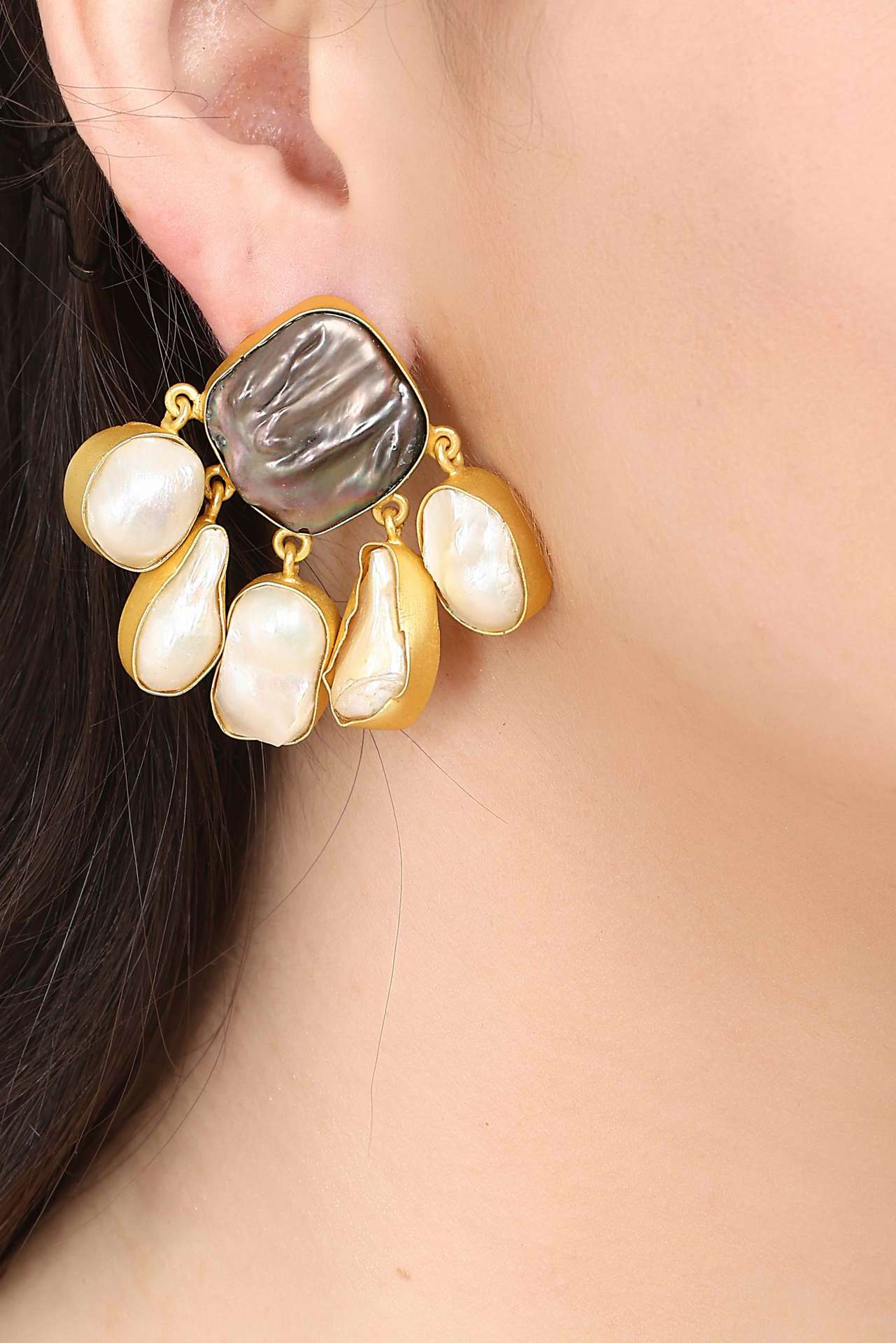 Black Fresh Water Pearl Statement Drop Earrings