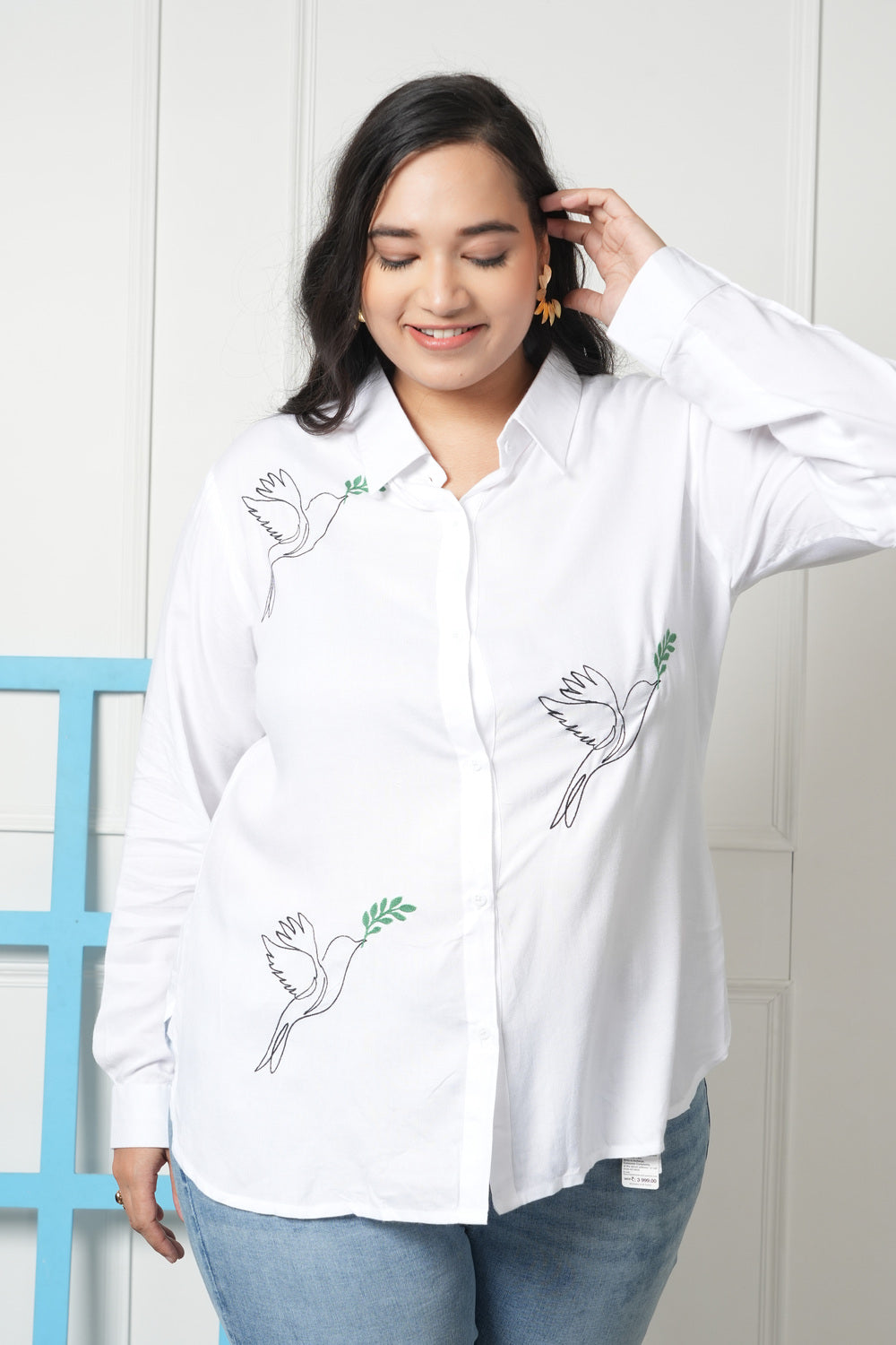 Finch Embroidered White Shirt