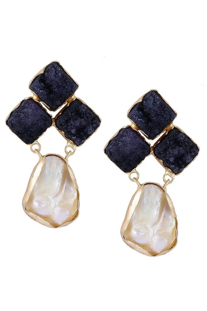 Black Stone Pearl Earrings-1