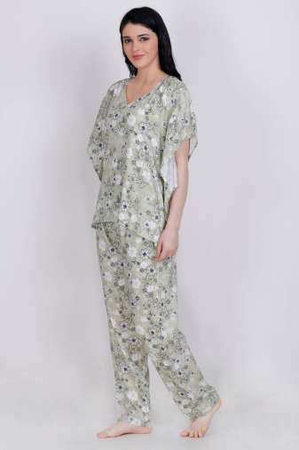 Plus Size Pista Green Floral Kaftan Top & Pyjama Set