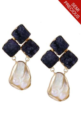 Brass And Mini Stone Oval Ladies Girls Black Nag Finish Stud Earring at Rs  249/pair in Rajkot