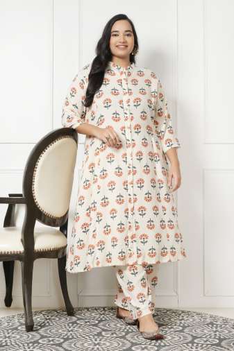 LastInch Plus Size Fresh Floral Print Kurta Palazzo Set